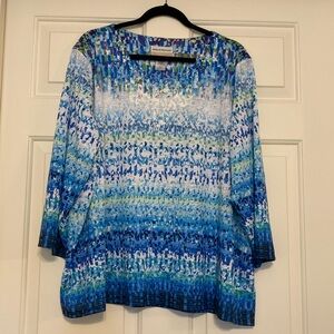 Alfred Dunner blue print women’s top.